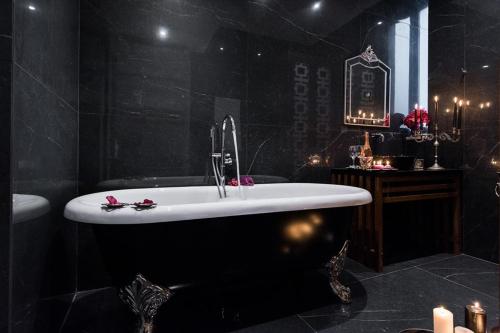  La Canea Canvas 2 in Chania