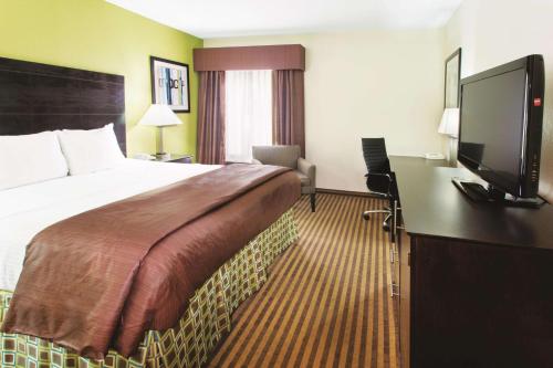 La Quinta Inn & Suites by Wyndham Columbus - Grove City – Grove City, OH