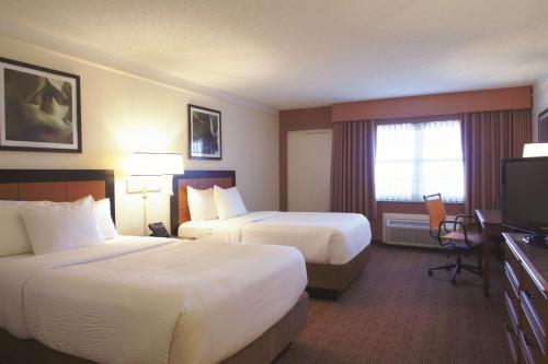 La Quinta by Wyndham Coral Springs University Dr - image 2