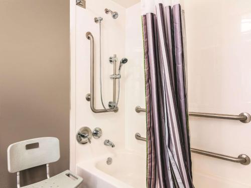 La Quinta by Wyndham Shreveport Airport - image 7