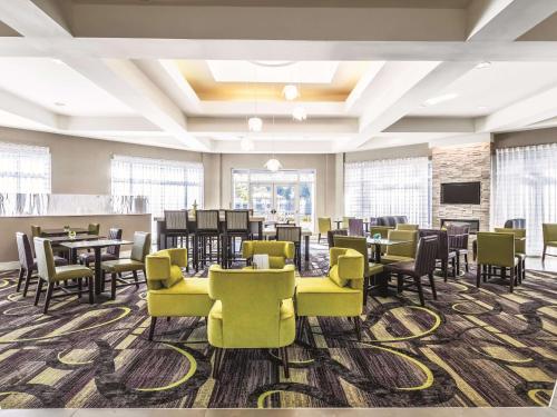 Lobby, La Quinta Inn & Suites by Wyndham Alexandria Airport in Alexandria (LA)
