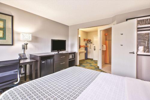 La Quinta Inn by Wyndham Toledo Perrysburg in Perrysburg, USA