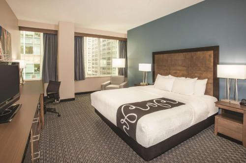 La Quinta Inn & Suites By Wyndham Chicago Downtown
