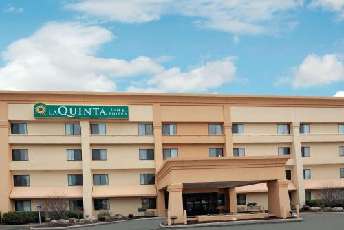 La Quinta Inn & Suites by Wyndham Mansfield, Oh