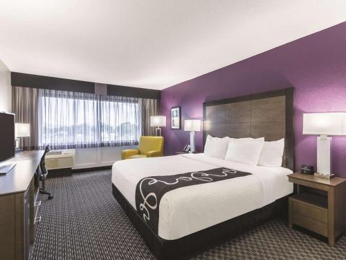 Facilities, La Quinta Inn & Suites by Wyndham Myrtle Beach - N Kings Hwy in Myrtle Beach City Center