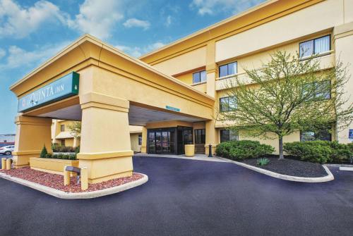 La Quinta Inn by Wyndham Toledo Perrysburg - Hotel