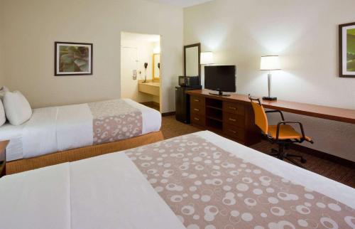 Deluxe Double Room with Two Double Beds