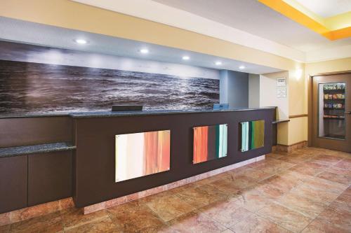 La Quinta by Wyndham Kingsland/Kings Bay Naval B - image 3