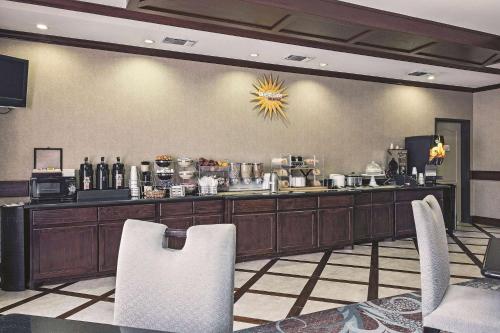 La Quinta by Wyndham DFW Airport West - Euless - Hotel