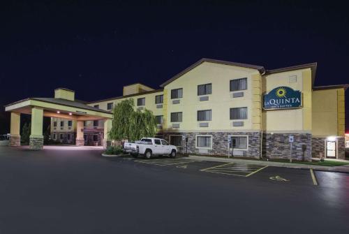 La Quinta by Wyndham Erie in Erie, USA