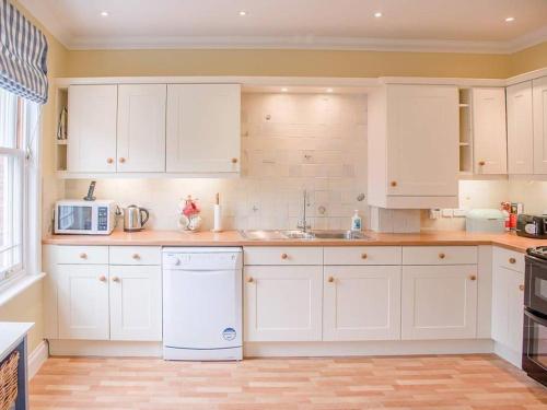 16 Hartington road - main image