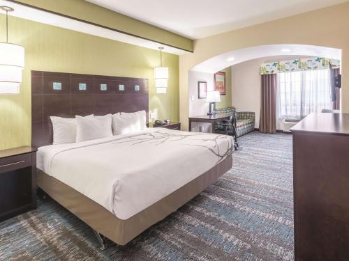 La Quinta by Wyndham Dallas Grand Prairie South in Grand Prairie, USA