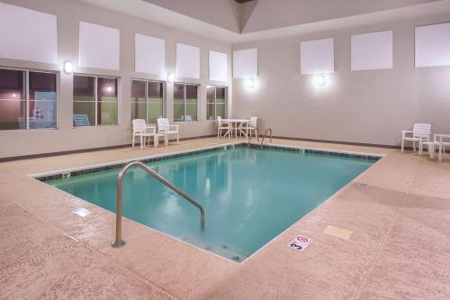 La Quinta by Wyndham O'Fallon, IL - St. Louis La Quinta by Wyndham O'Fallon, IL - St. Louis