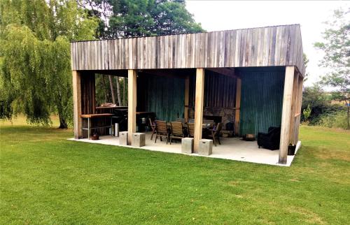 Iekārtas, Oakdene Heritage Accommodation in St Marys