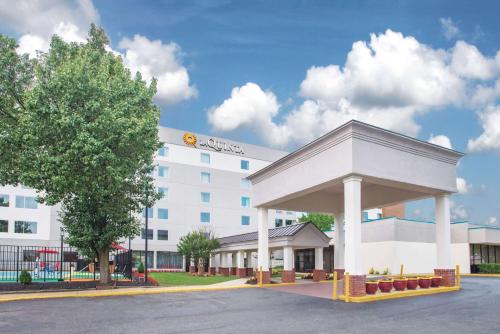 La Quinta Inn & Suites by Wyndham DC Metro Capital Beltway