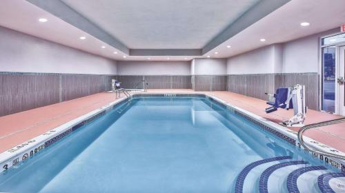 La Quinta by Wyndham Niagara Falls in Niagara Falls, USA