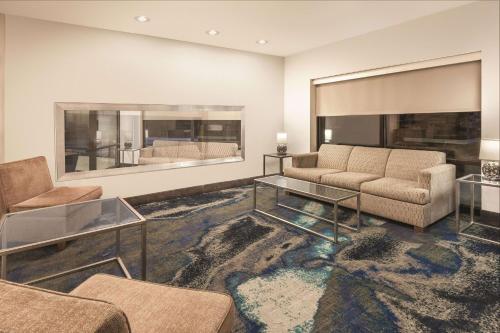 La Quinta by Wyndham Philadelphia Airport - image 9