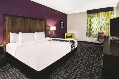 La Quinta by Wyndham Monahans - main image