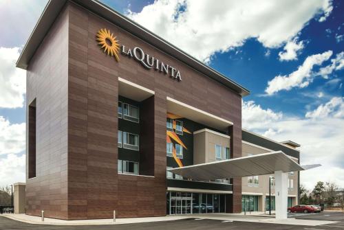 المنظر الخارجي, La Quinta Inn & Suites by Wyndham Atlanta South - McDonough in مكدونوه