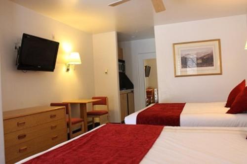 Queen Room with Two Queen Beds