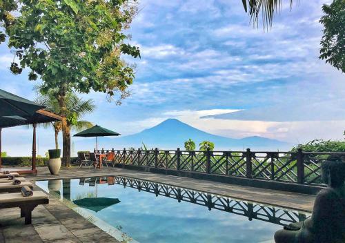 . Villa Borobudur Resort