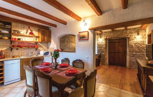  Dalmatian romantic traditional apartment in Ploče
