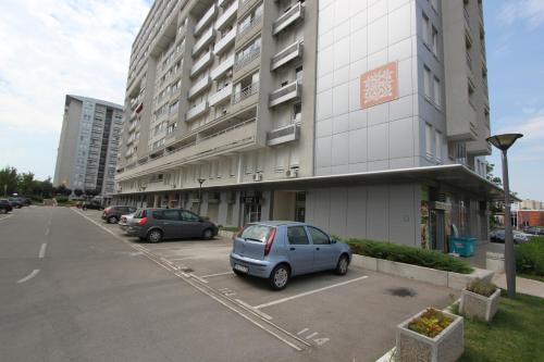 New Belgrade Apartments - image 3