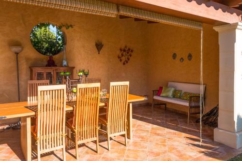 Alzina Villa 5 bedrooms with pool in Sa Coma Bunyola at the foot of the Sierra de Tramuntana but close to Palma