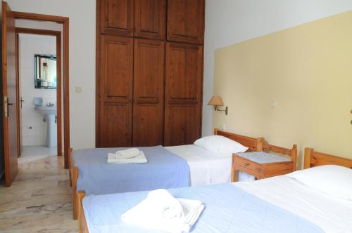 Pegasus Studios & Apartments - image 10