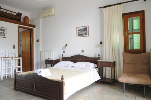 Pegasus Studios & Apartments - image 4