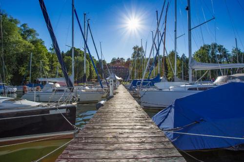 Yachthotel Chiemsee GmbH - image 5