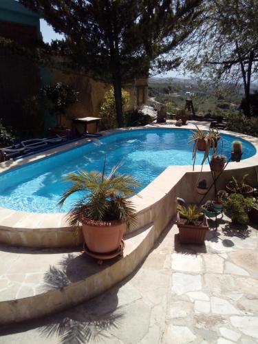 Magic Garden Holiday Home