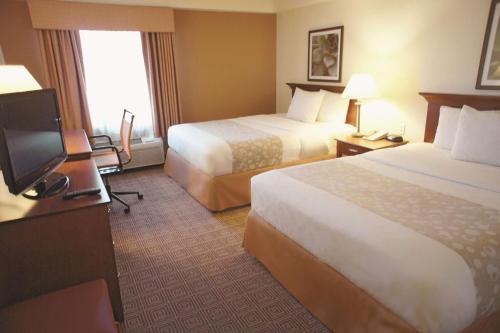 La Quinta by Wyndham Stamford / New York City - image 3