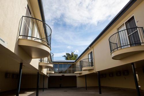 ทัศนียภาพภายนอกโรงแรม, แมนดาริน โมเทล (Mandarin Motel) in แมคส์วิล