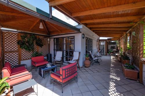 Amazing Penthouse with Terrace by Caracalla - image 8