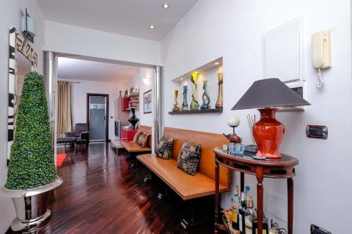 Amazing Penthouse with Terrace by Caracalla - image 5