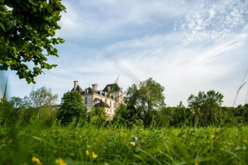 Hôtel Restaurant du Château de la Tour