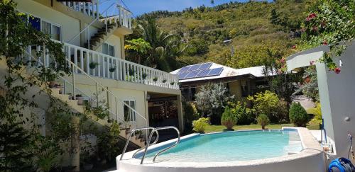 Anton's Beach Resort – Oslob, IL