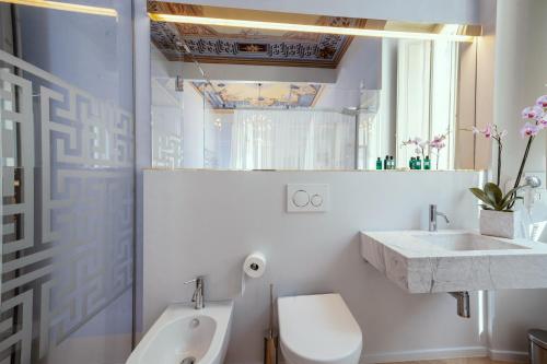 Palazzo dei Grifoni - Luxury Suites - - image 3