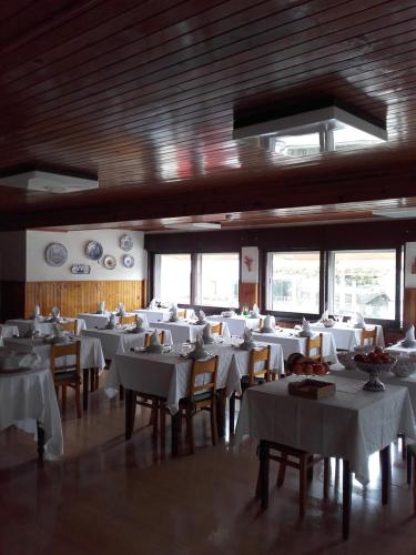 ห้องอาหาร, Pensao David, B&B in วาร์เซีย