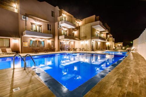 Gregory Comfort Hotel - image 2