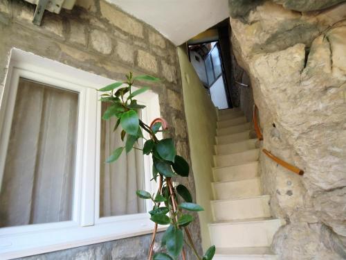  Apartment Smokvica in Omiš