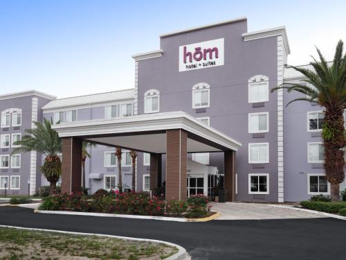 HoM A Trademark Collection Hotel