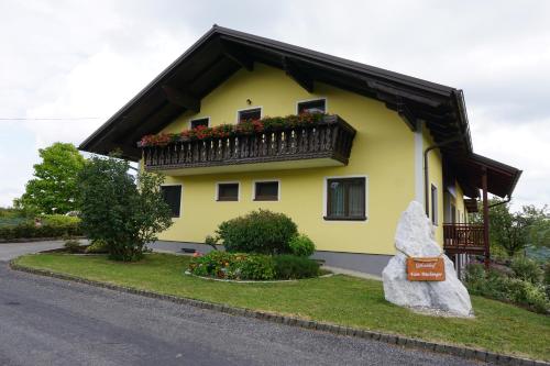  Gölsenhof - Fam. Büchinger, Pension in Wald bei Hainfeld