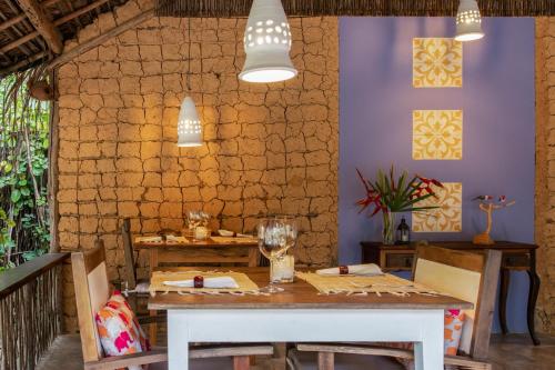 Restaurant, Pousada da Amendoeira in Pessoa