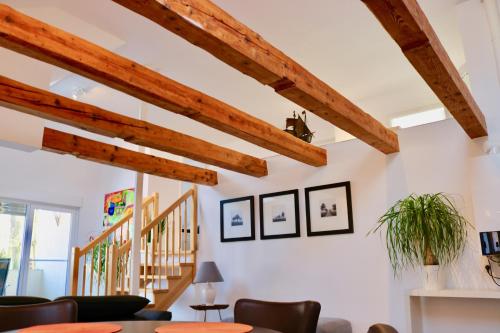 Zwei Ferienwohnungen Anker max 5 Personen & Leuchtturm max 4 Personen, direkt in Steinhude Scheunenviertel, Balkon, WLAN , Privater Parkplatz, Wallbox in Steinhude, Deutschland