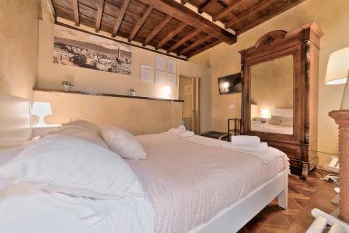 Wine Apartments Florence Trebbiano - main image