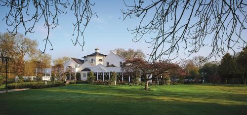 Monkey Island Estate