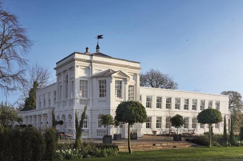 Monkey Island Estate
