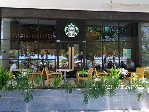 Mactan Newtown Deluxe Island Breeze
